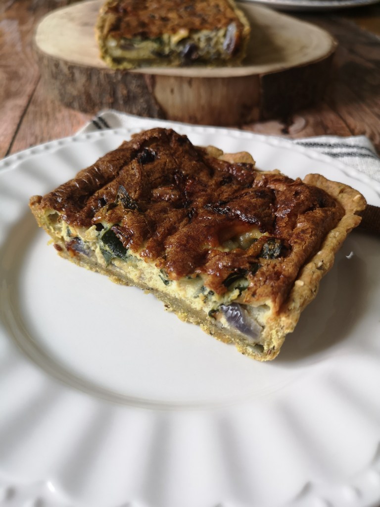 quiche aux oignons nouveaux et roquefort