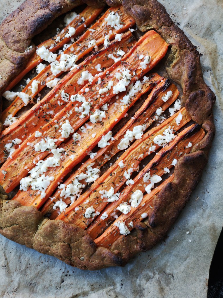 tarte rustique carotte sirop d'érable feta